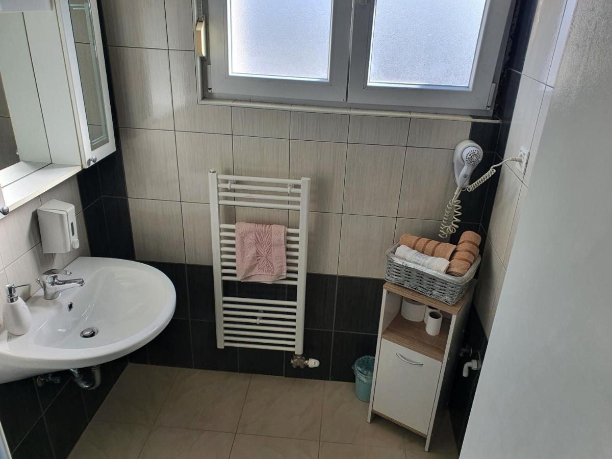 Cozy Two-Bedroom Apartment Zadar Zewnętrze zdjęcie