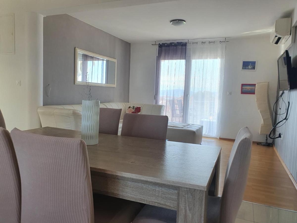 Cozy Two-Bedroom Apartment Zadar Zewnętrze zdjęcie